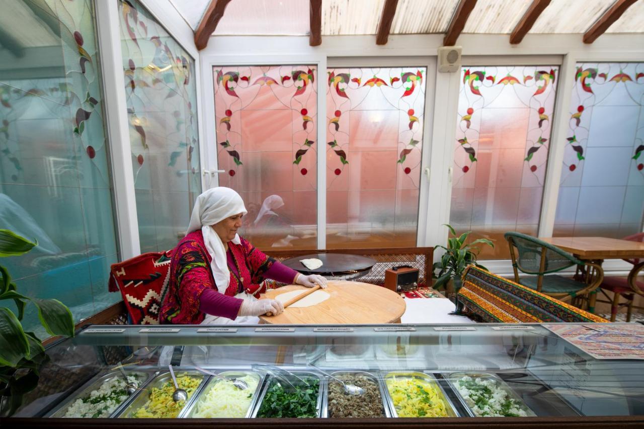 Amira Hotel