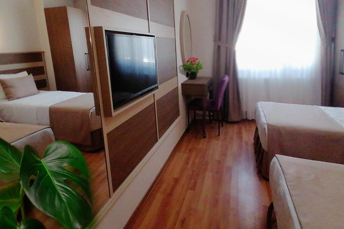 Sembol 3* Istanbul