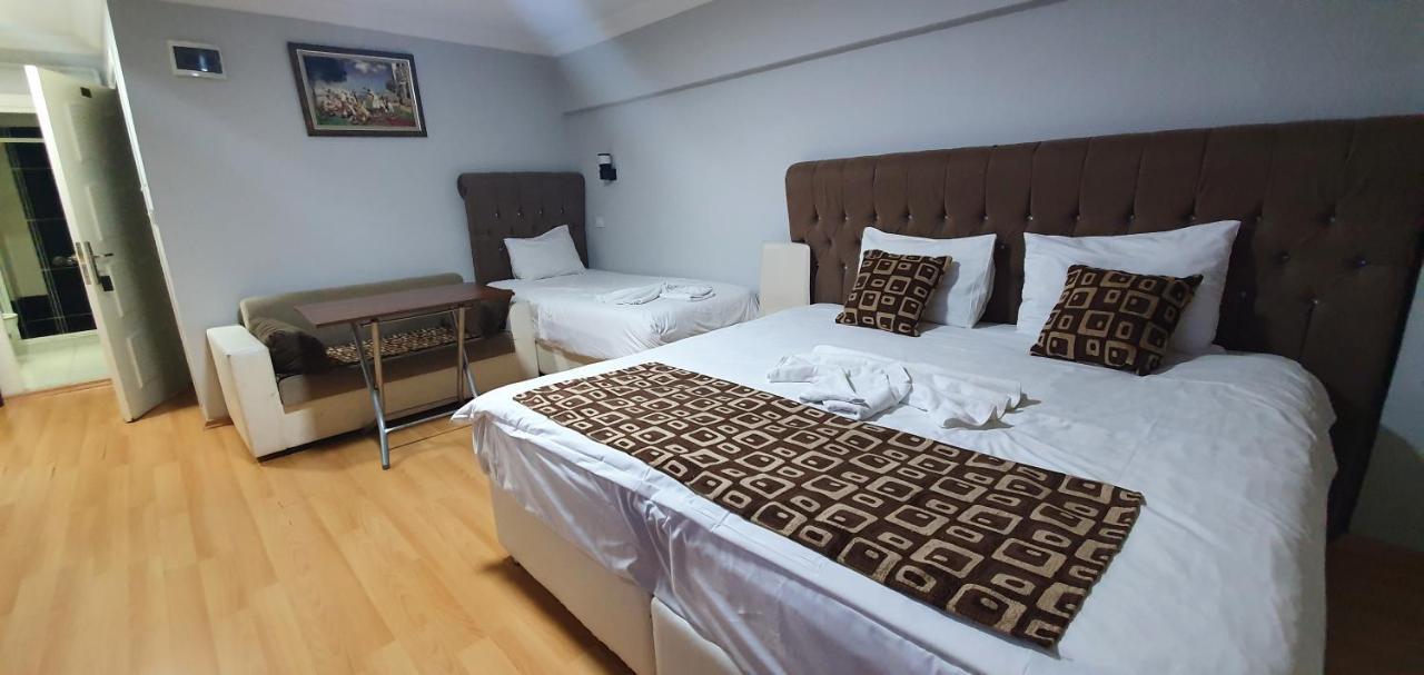 Black Bird Aparthotel
