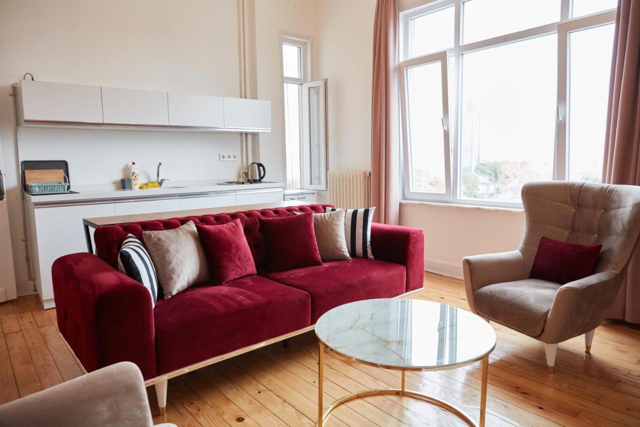 Great View Of Taksim Square, Luxury Furnished On Main Street Of Taksim, Partial Sea View İstanbul