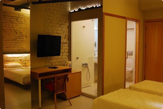 Peradays Hotel