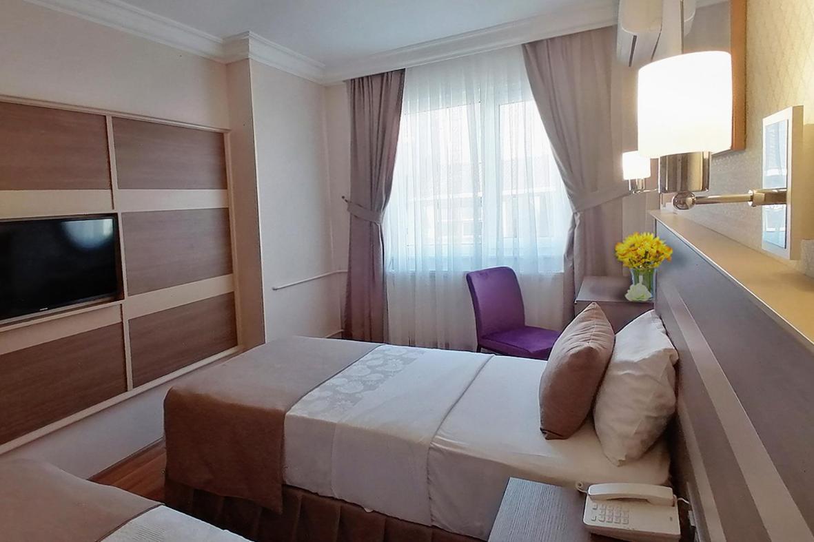 Sembol Hotel 3*