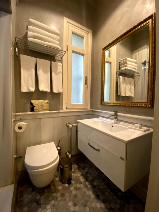 Meroddi Galata Flats Apartment *
