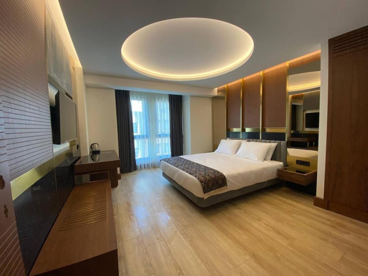 Henna Hotel