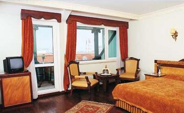 Hotel Nena 3*