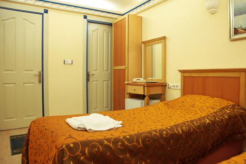 Hotel Maral