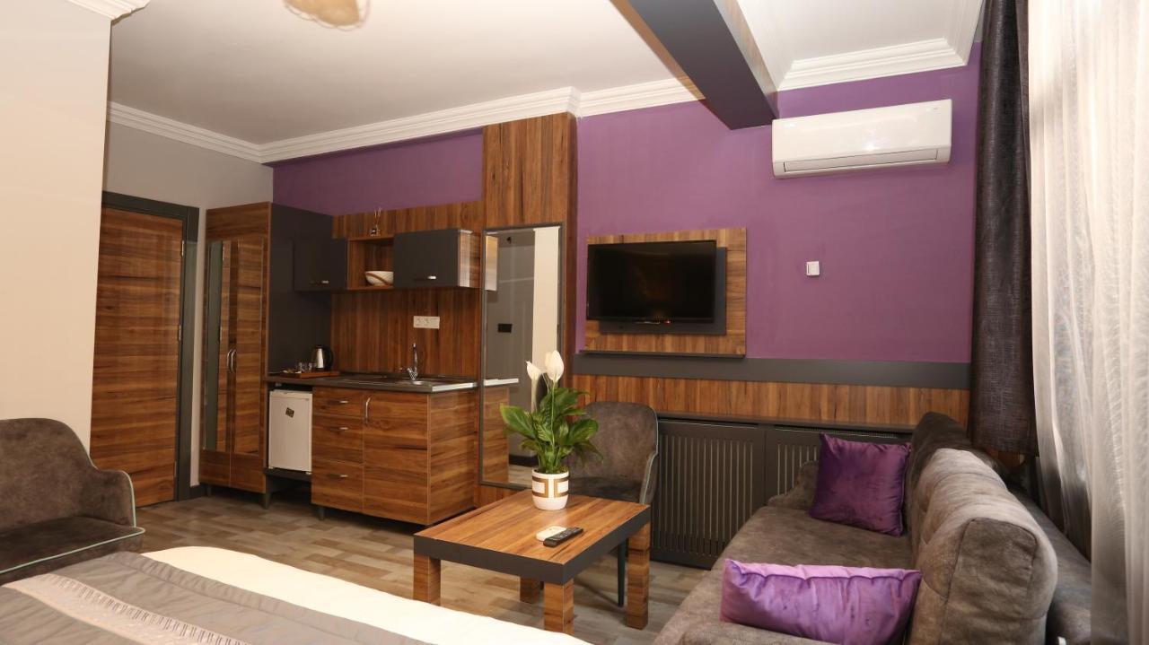 Aparthotel La Serena &