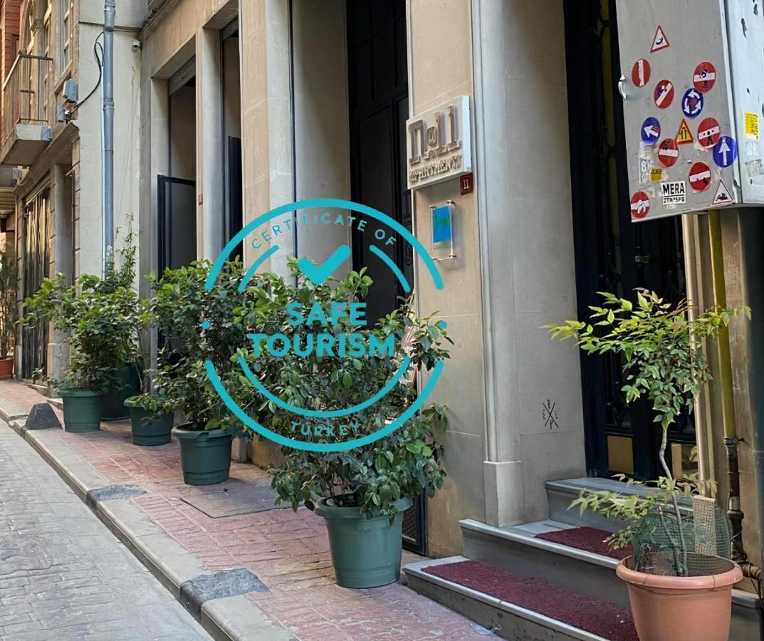 Aparthotel No11 &