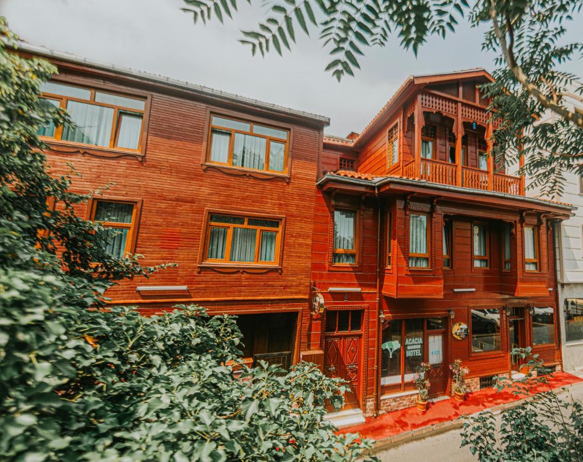 Acacia Mansion