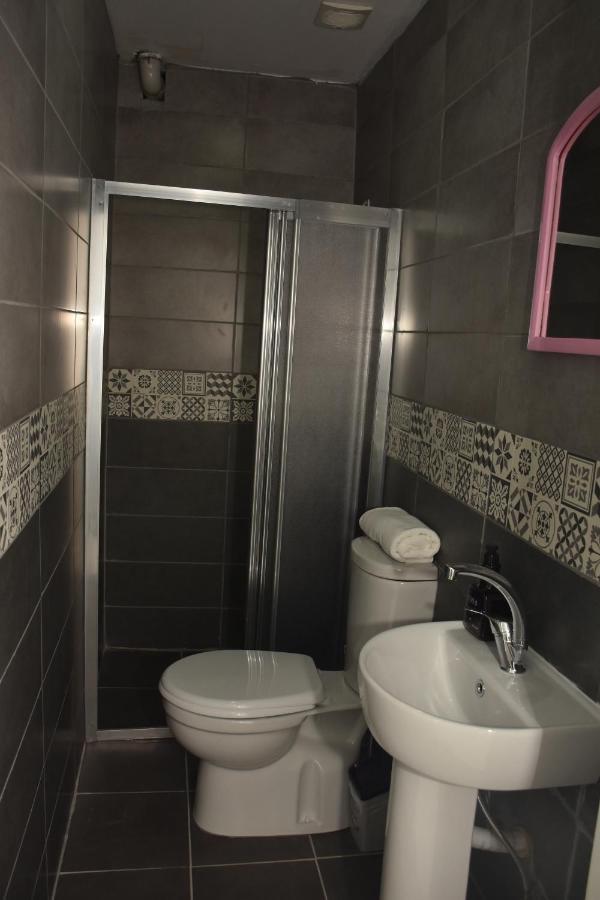 Hotel Oerge Suit Apart *