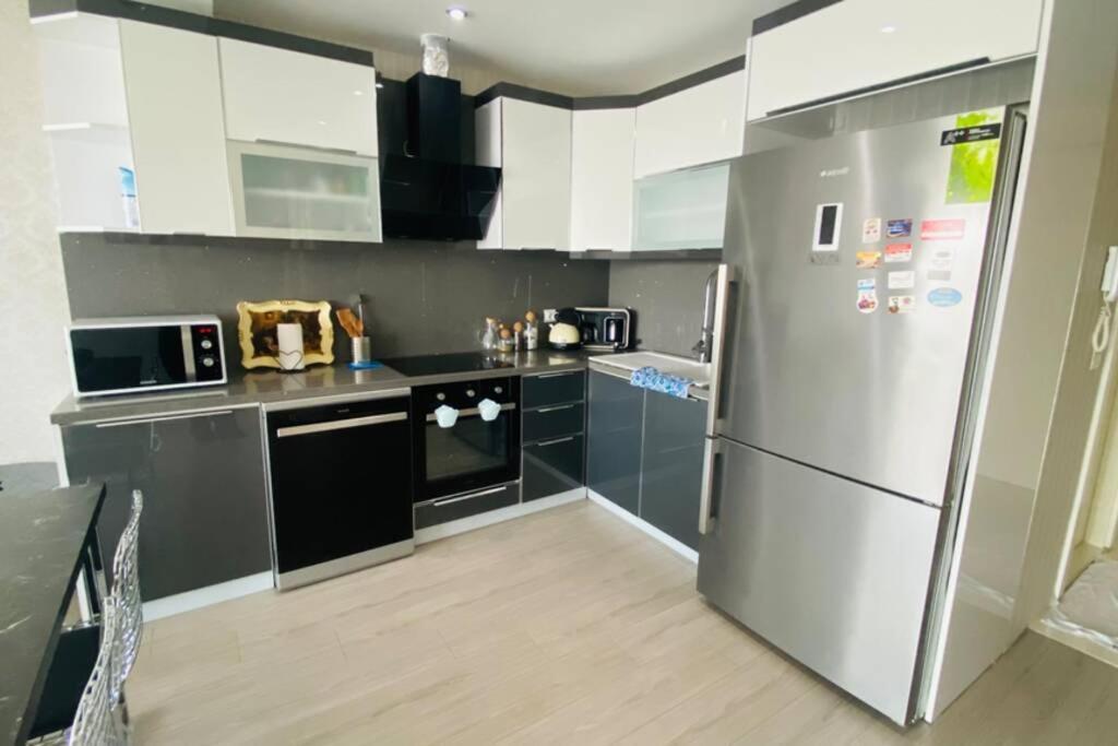 Luxury 2 With Seaview In Center *