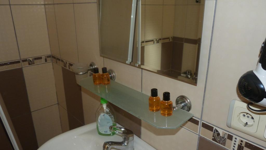 Hotel The Bridge 4*