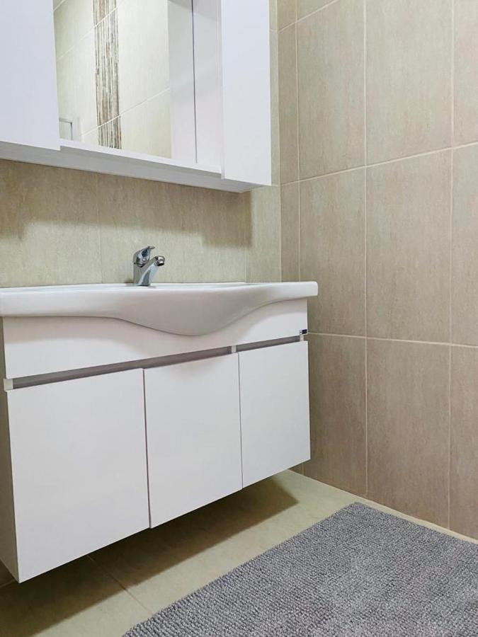 Bosphorus Dominant Renovated 120m Apt With Breathtaking View Istanbul