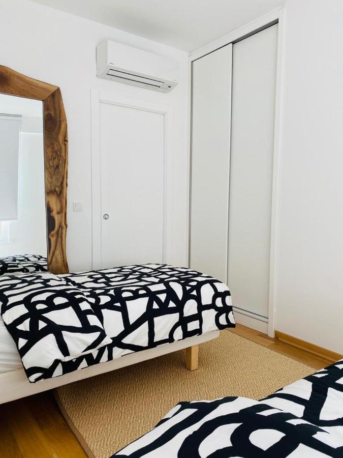 Bosphorus Dominant Renovated 120m Apt With Breathtaking View * Istanbul