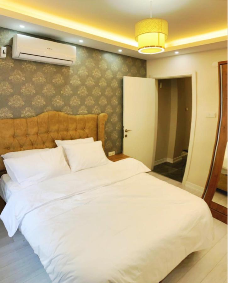 Luxe Bright 2bdr In Center