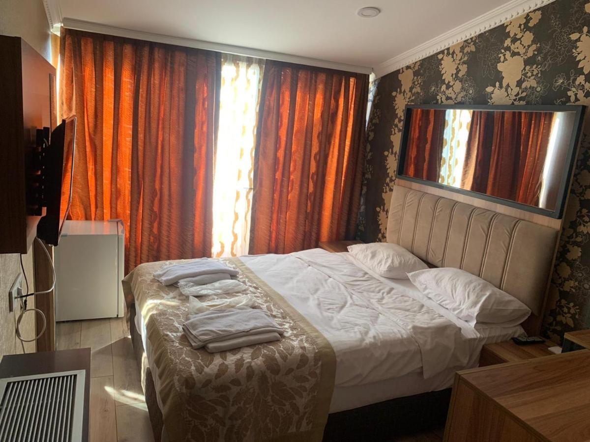 Golden Hill Hotel 4*