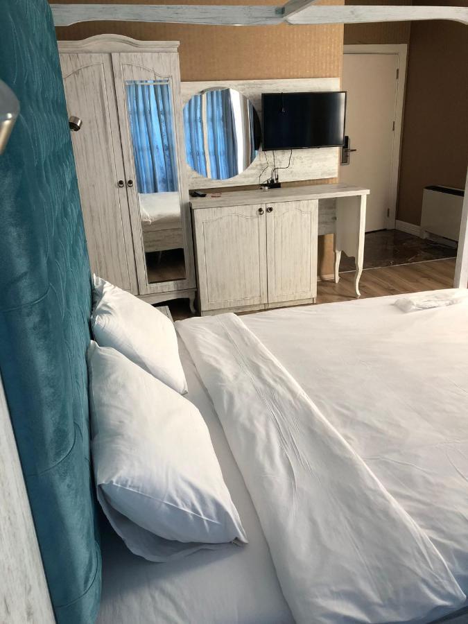 Hotel Golden Hill