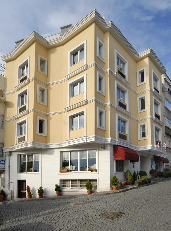 Daphne Istanbul