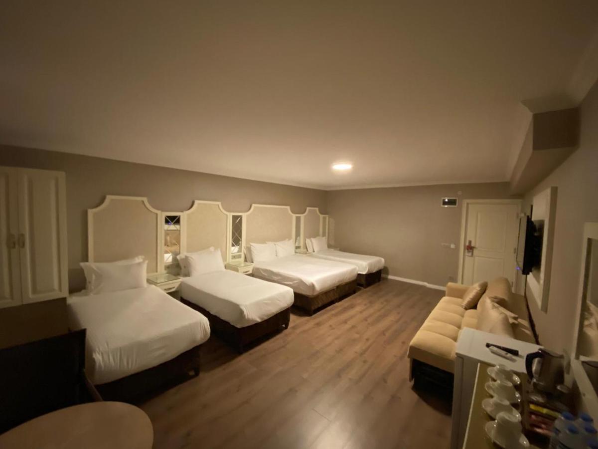 Hotel Miss Old 3*