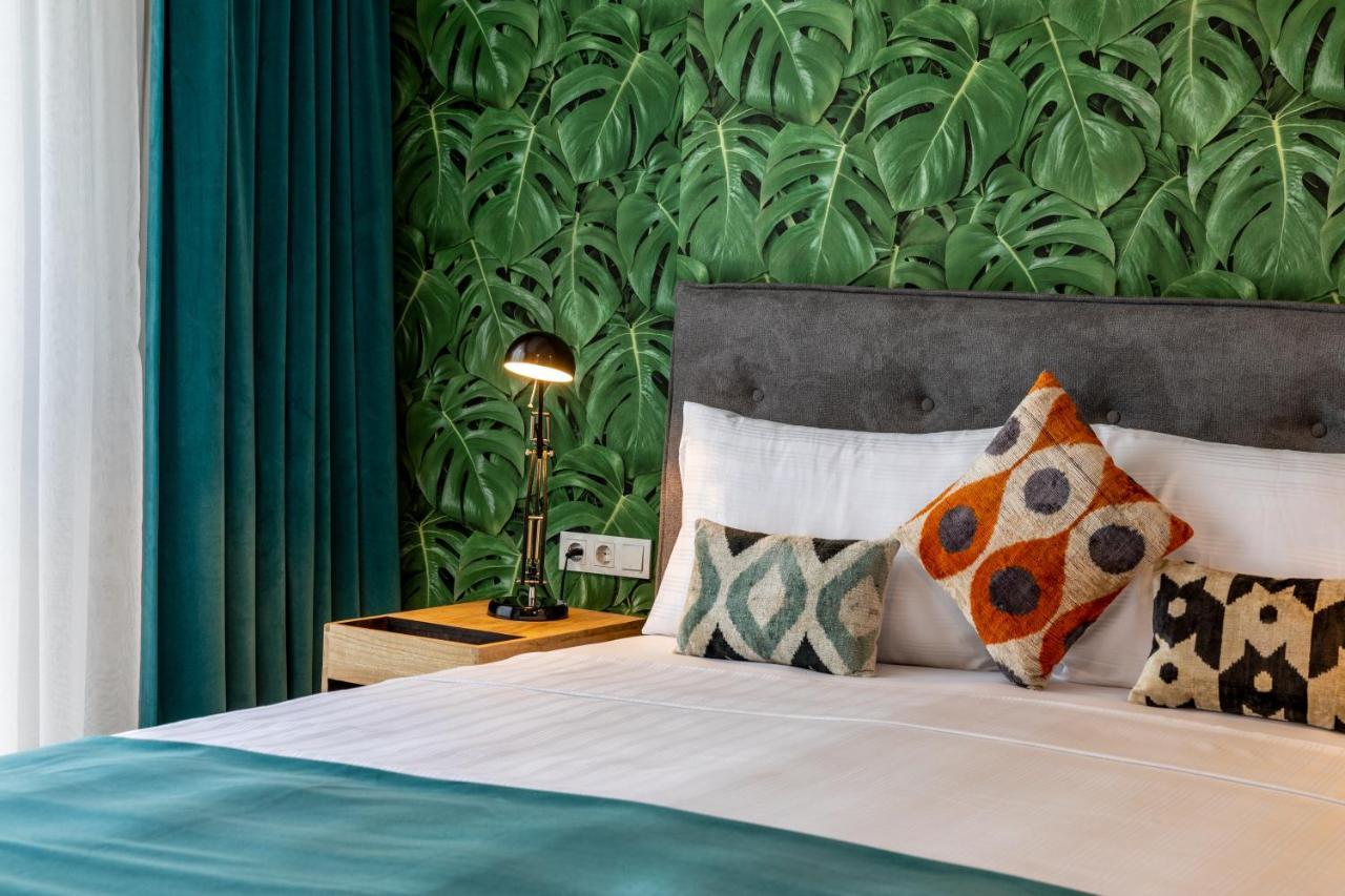 Hotel Parrot 2*