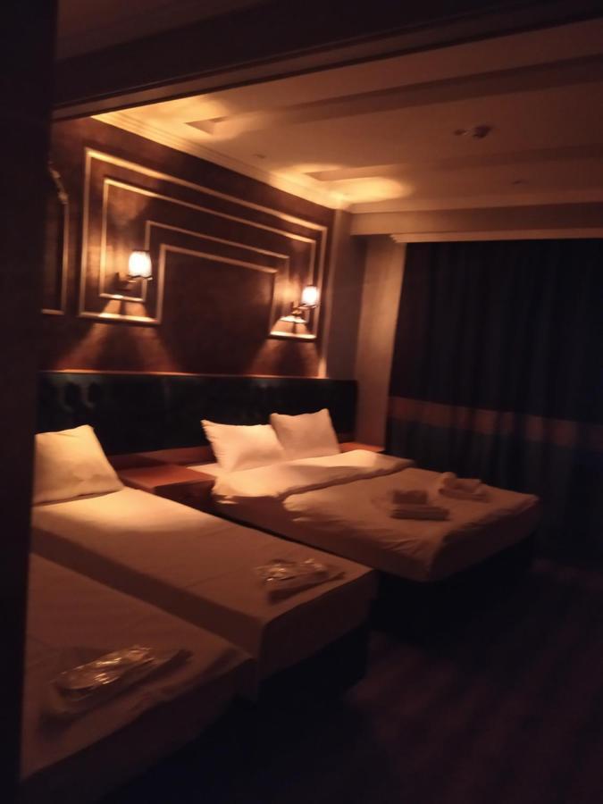 Bonami *