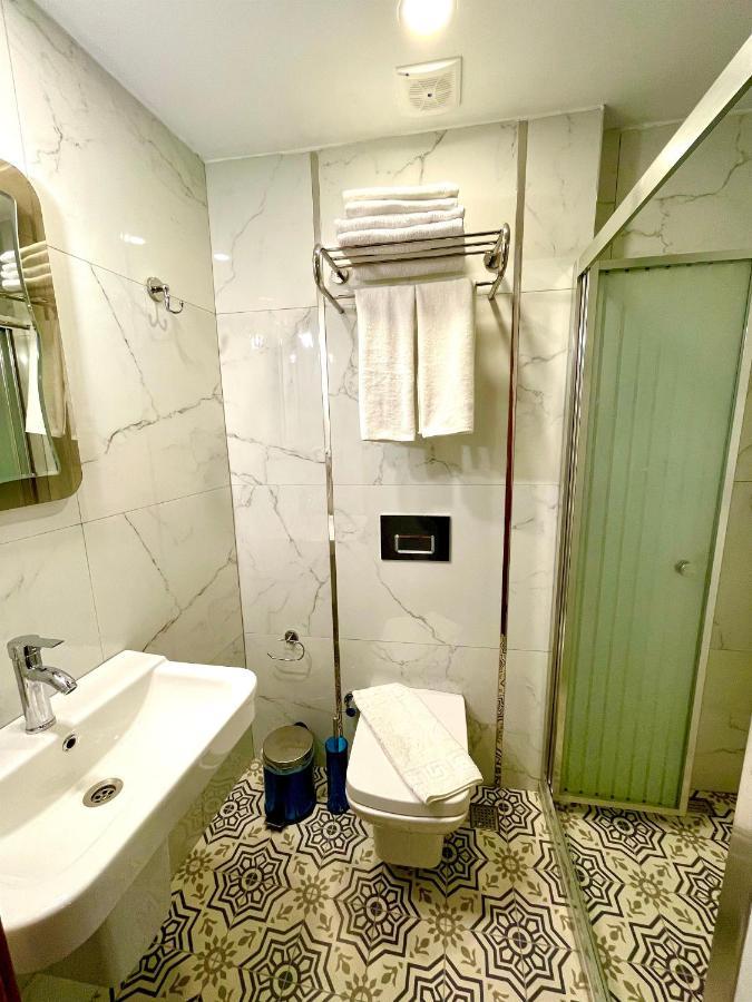 Zem Hotel 3*