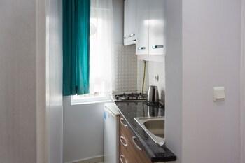 Apartment House *