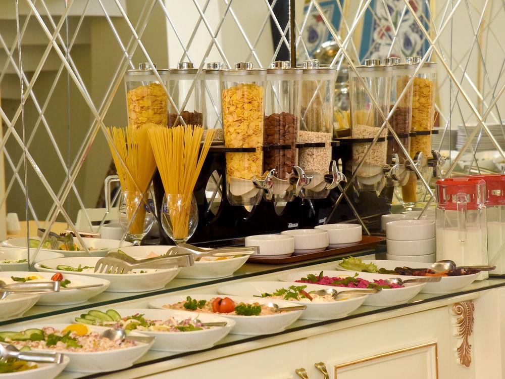 Town Hotel 3*