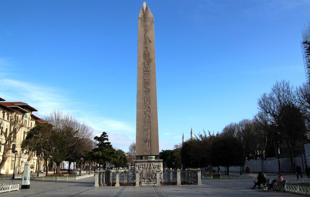 Estampolis