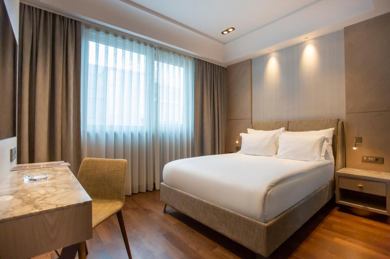 Melas Hotel