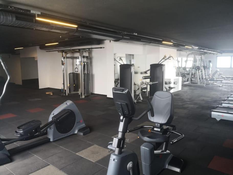 Allure Towers 77