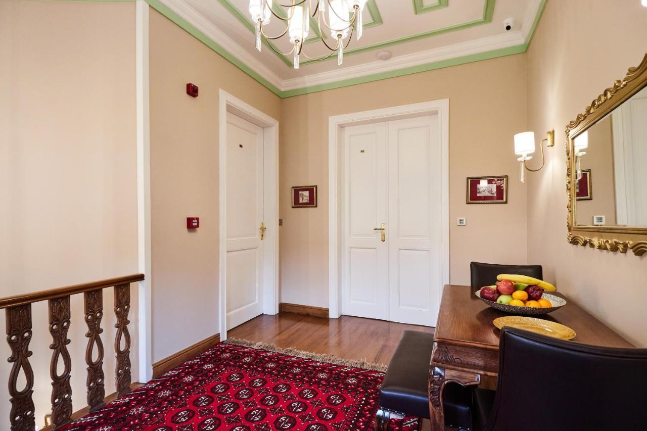 Hotel White Palace Old Boutique 5*