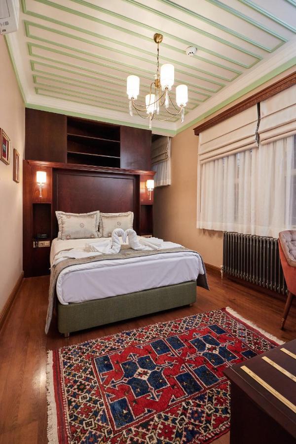 White Palace Old Boutique Hotel 5*