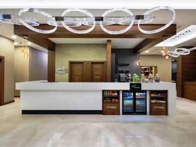 Otel Hampton By Hilton Atakoy