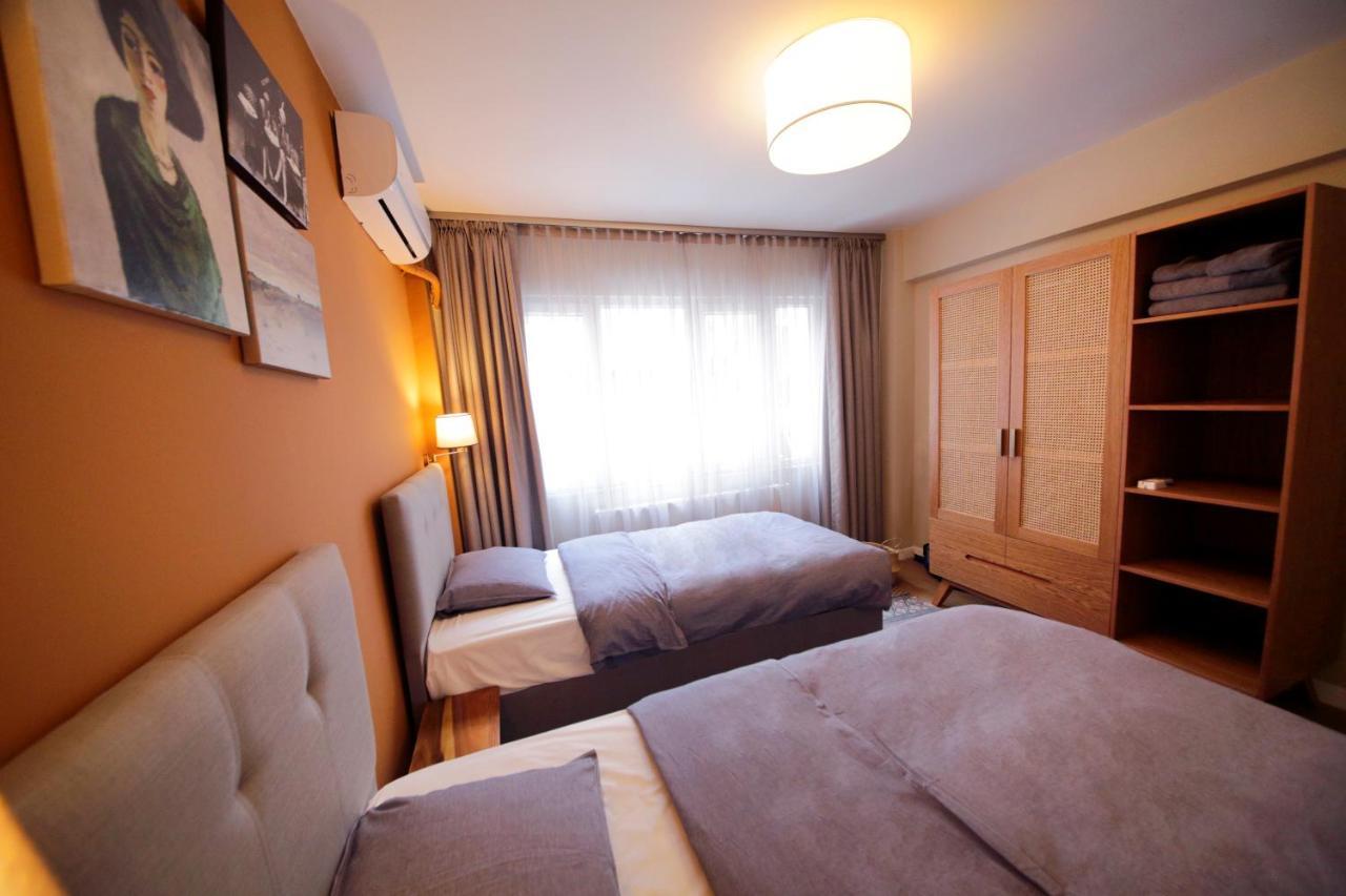 New Modern Flat- By Taksim Square Guest house Istanbul