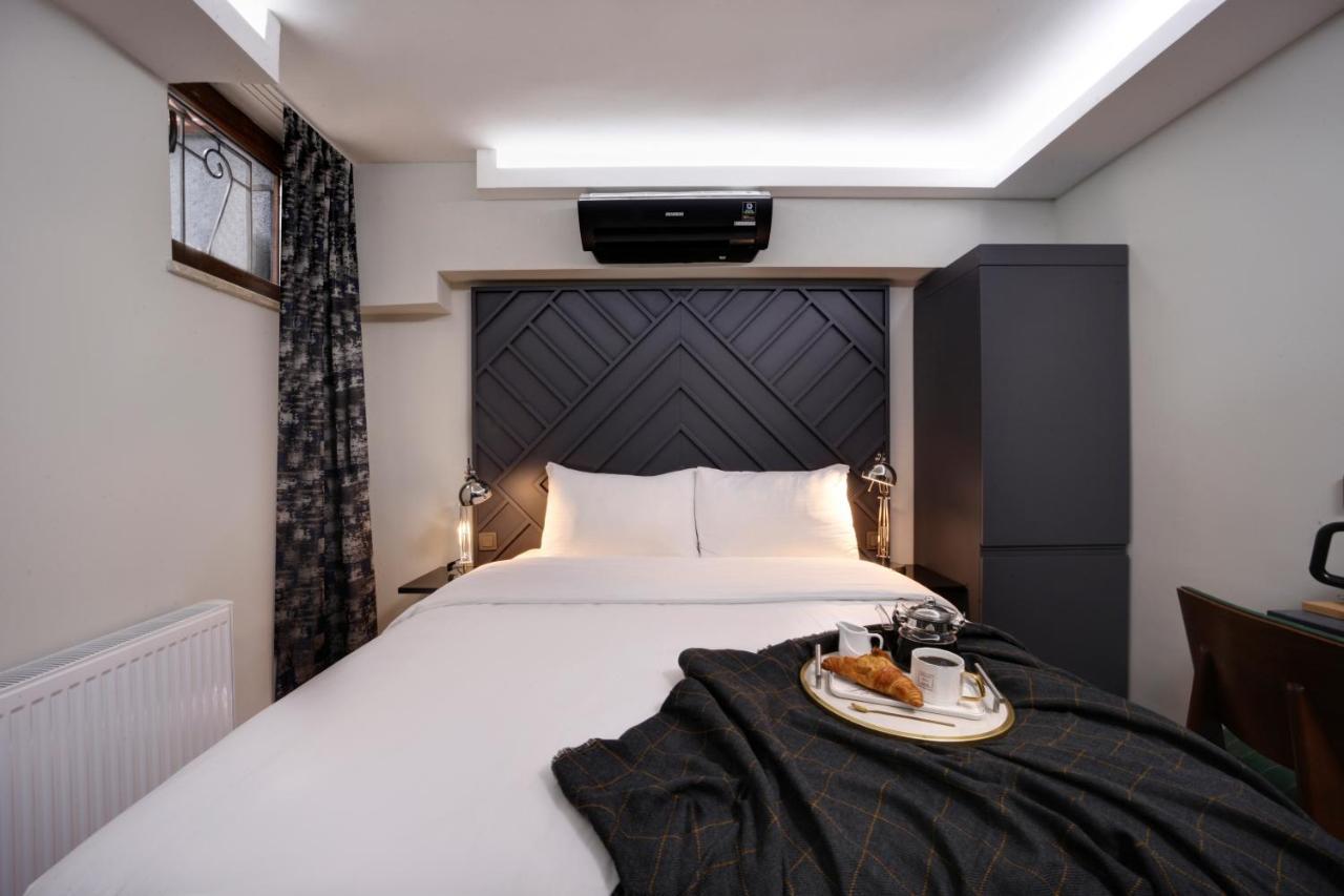 Hotel Xenia 3*