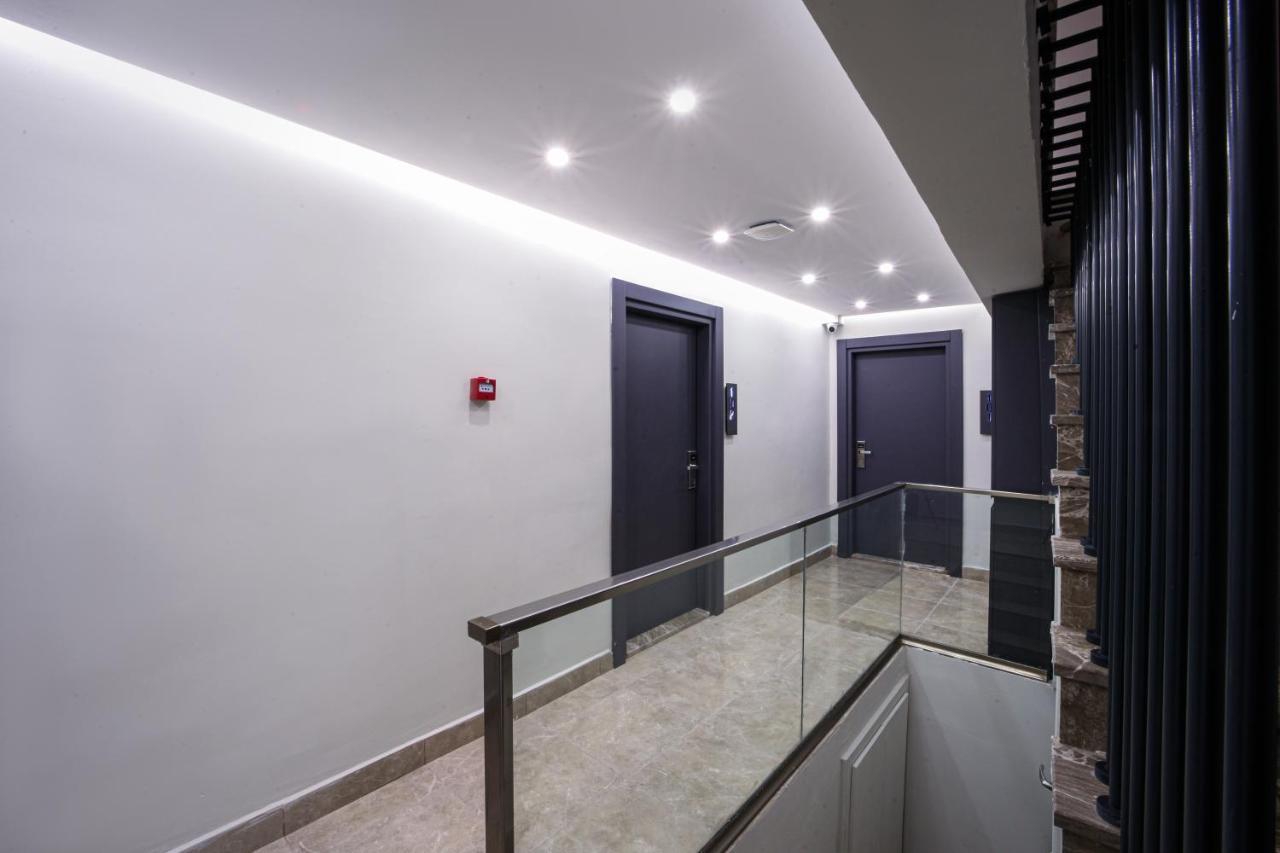 Hotel Xenia 3*