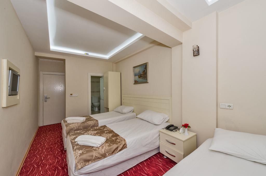 Hotel Maral