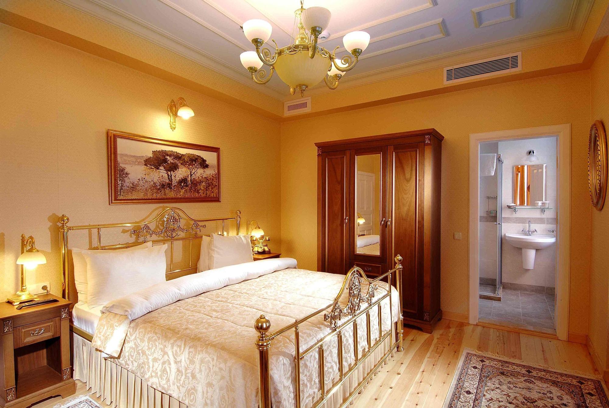 Hotel Darussaade Old - Sultanahmet 4*