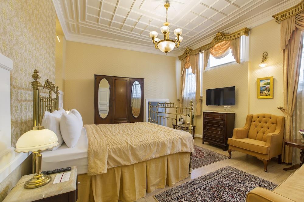 Hotel Darussaade Old - Sultanahmet 4*