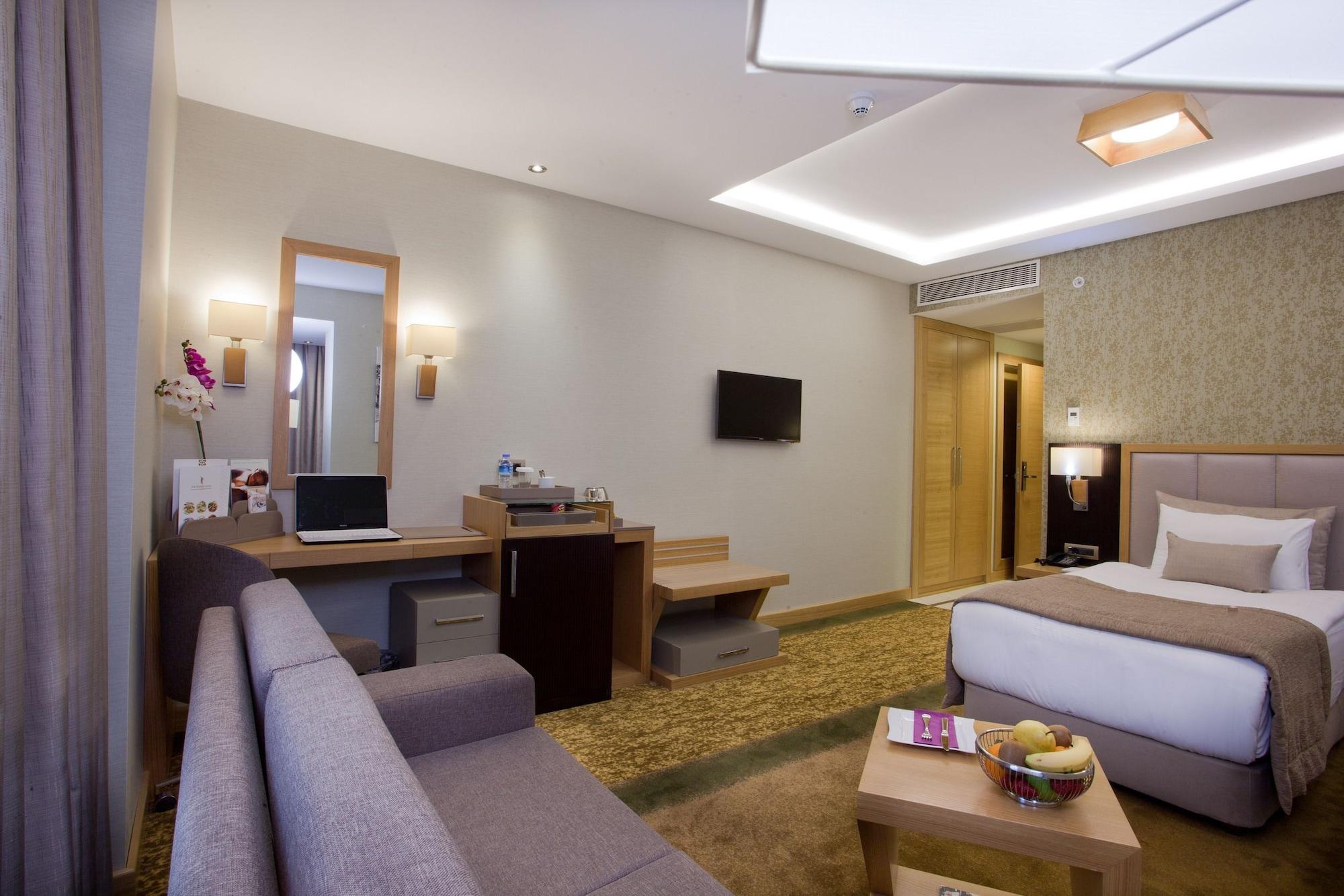 The Parma & Taksim 4*