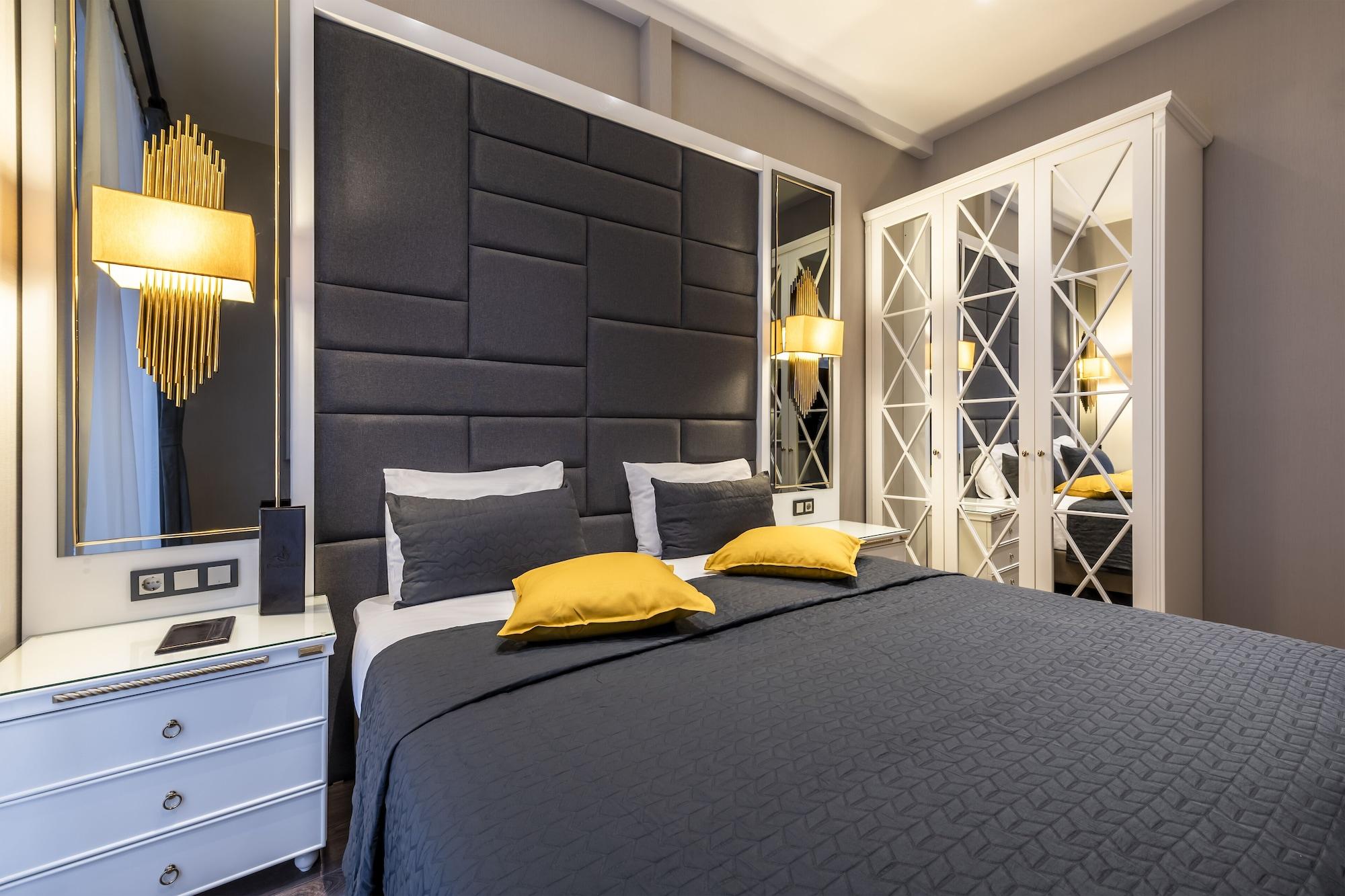 Grand De Pera Hotel