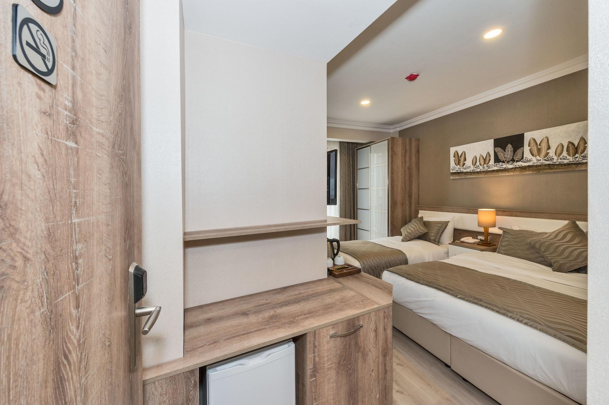 Alphonse Hotel