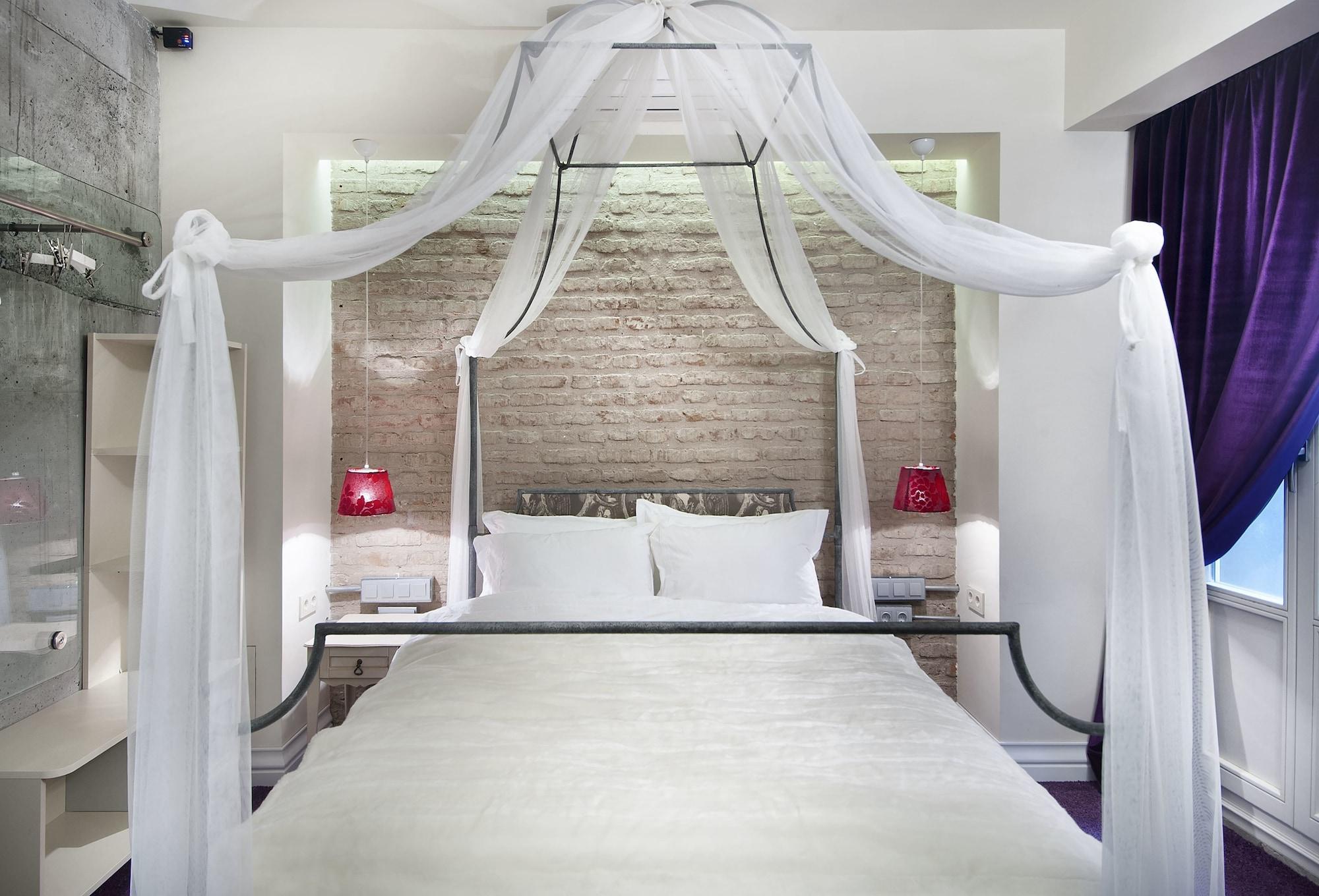 Nuru Ziya Residences 2*