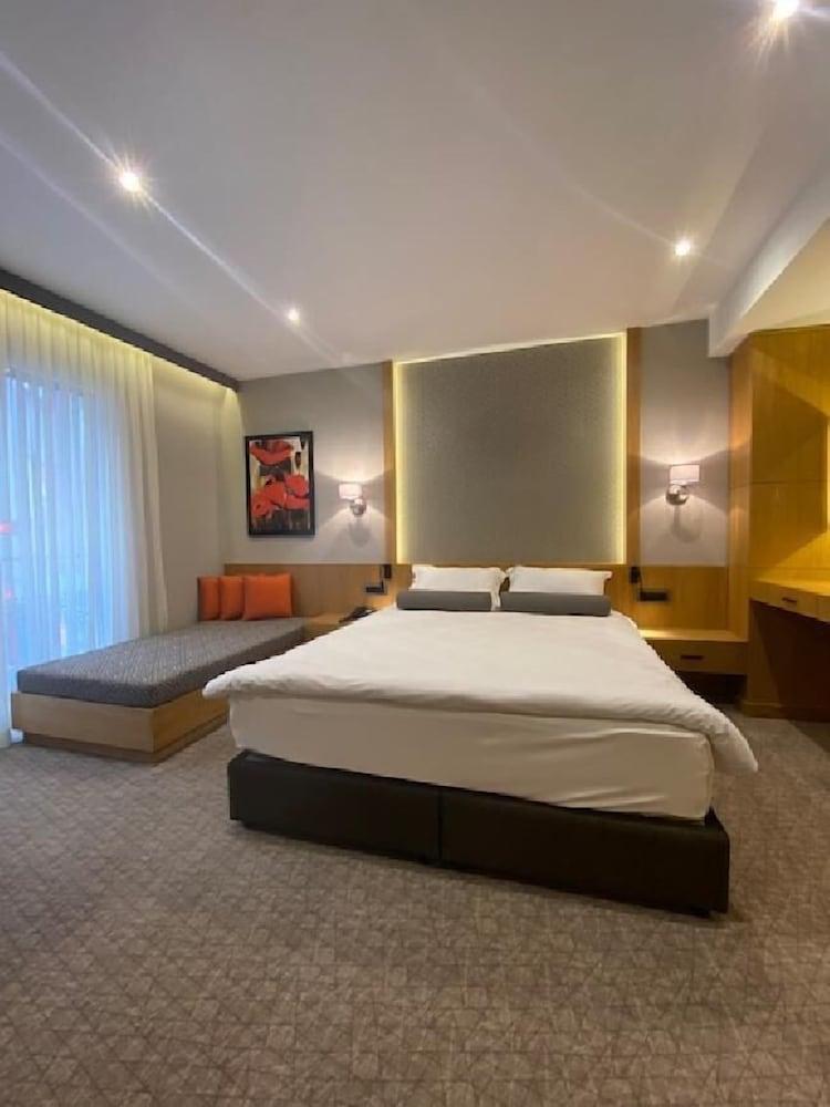 Hotel Bella 2*