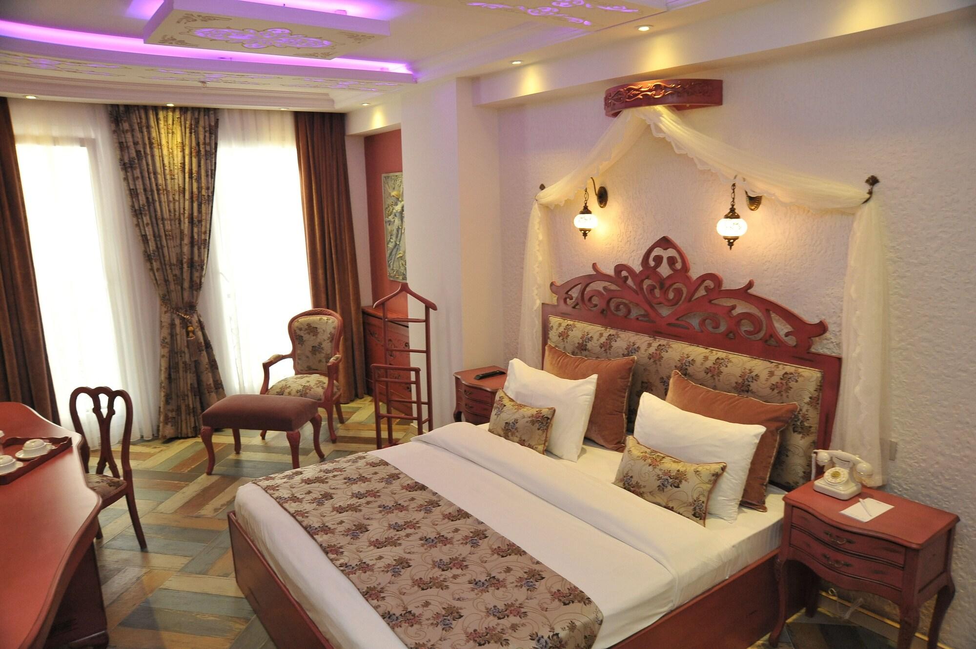 Hotel Ayna