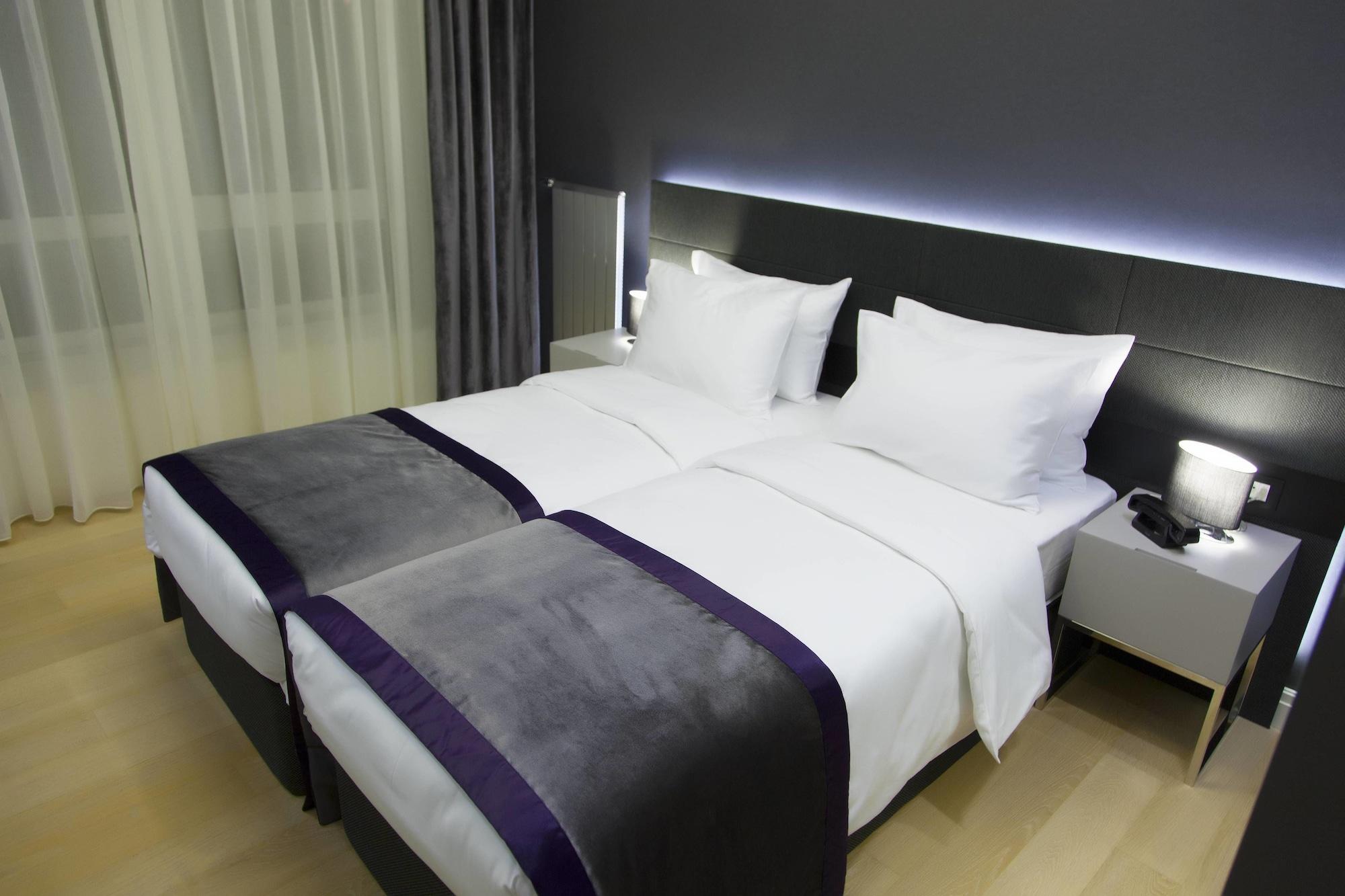 Aparthotel The Leos