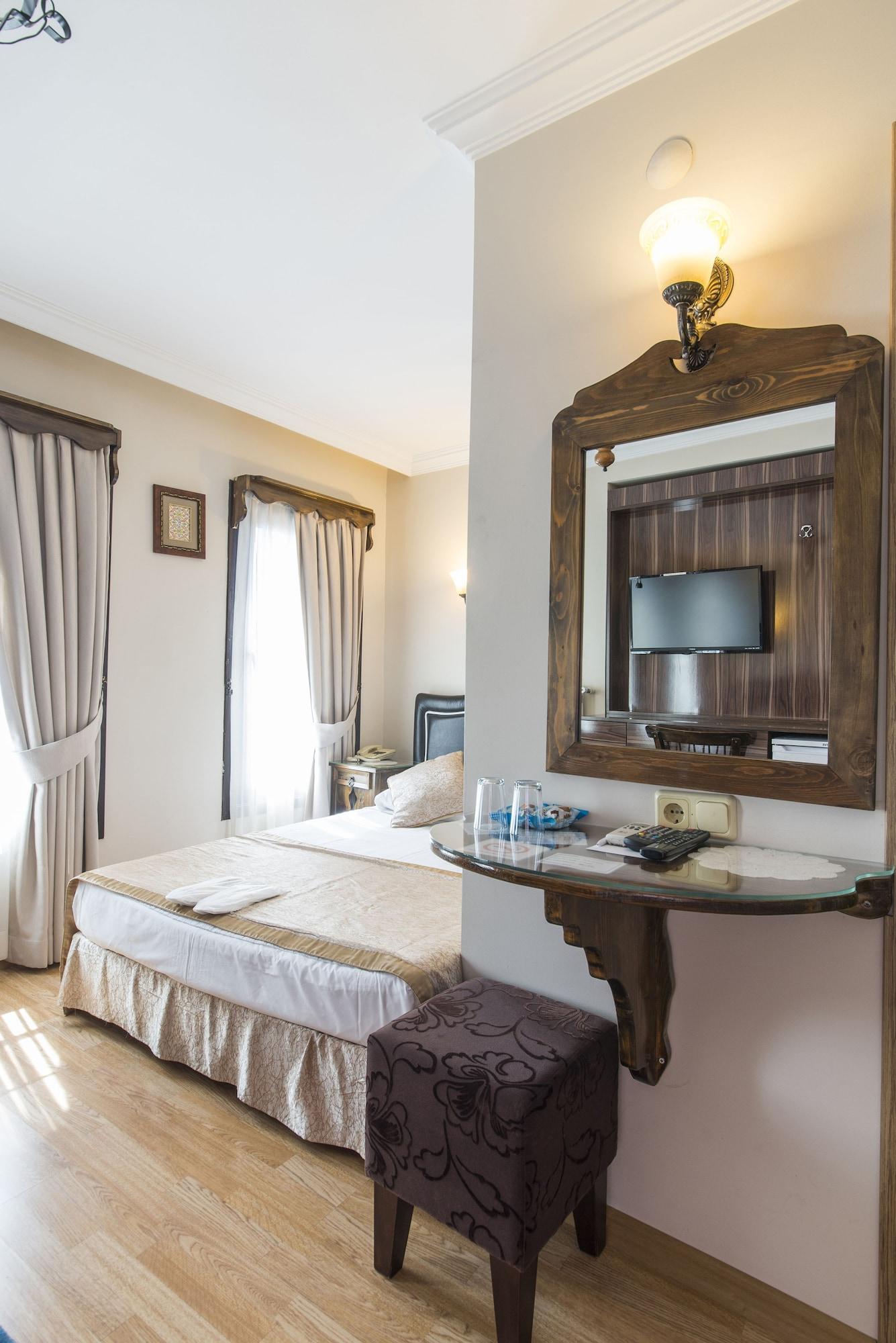 Naz Wooden House Istanbul