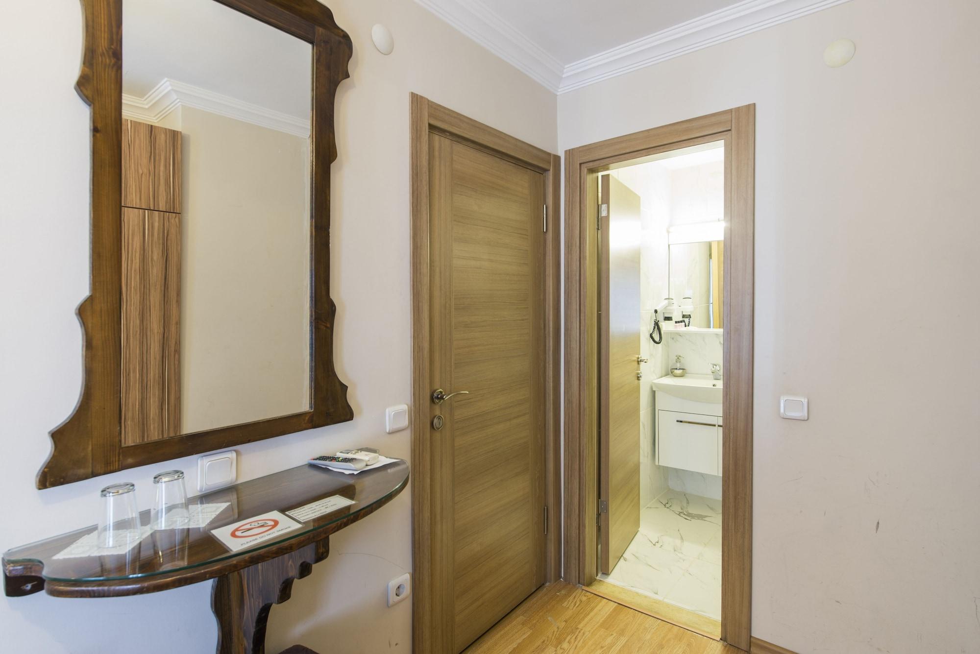 Naz Wooden House Guest house