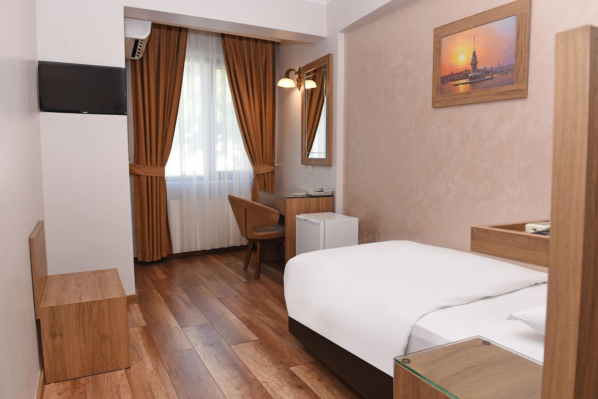 Grand Umit Hotel 2*